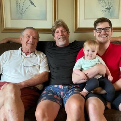 Trim Carpenter. No miter tighter...
Conservative
Outdoorsman.
Dad and Grandpa. Son of Big Daddy.