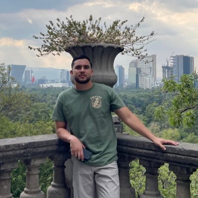Ciudad Acuña, Coah. - Houston, Tx. Veteran and UH Alumni.