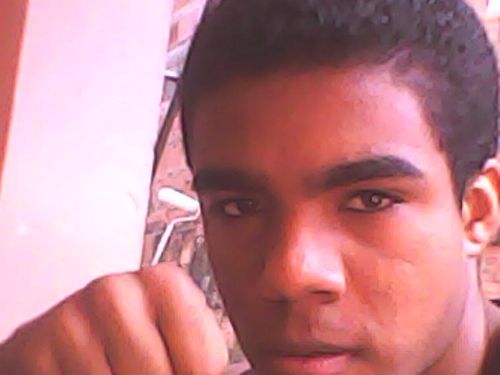 Isaquinho19's profile picture. Que a alegria da ressureição de Cristo esteja em seu coração hoje e sempre.