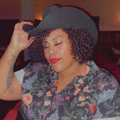 yocelanegra's profile picture. Disabled Mother♿️|30|writer Queer Afro-Latina✨🇨🇴 🇲🇽💖| She/Her💜Virgo♍️✨l community organizer
