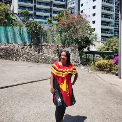 Sirunki Lalokau 🇵🇬 👩🏻‍🎓