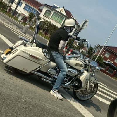 Wenjun688's profile picture. 有不想说的真话，但绝不会说假话！