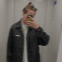 tony (@lightbulbsz) 's Twitter Profile