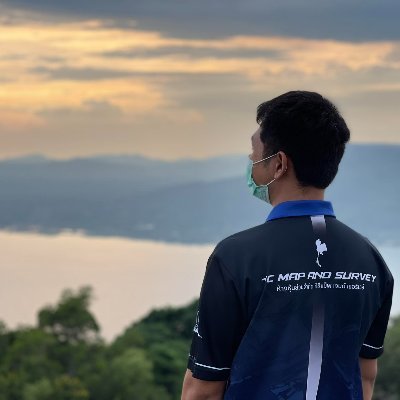 dechzi's profile picture. 