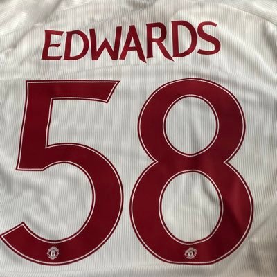 PeterHo19258899's profile picture. Stretford lad , United through and through.