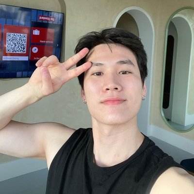 부동산 기업가 🏡
전용기 👨⚕️⚕🥼💉💊
자동차 딜러 🚘🚗
날기 위해 산다
여행자/라이프스타일