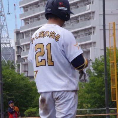 埼玉軟式草野球人。右投げ両打ち捕手内野手。子育て奮闘中、野球とご飯時々ゲーム