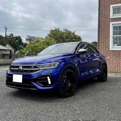 Okachan_golf_R's profile picture. T-ROC R ラピスブルー、ルーフブラック