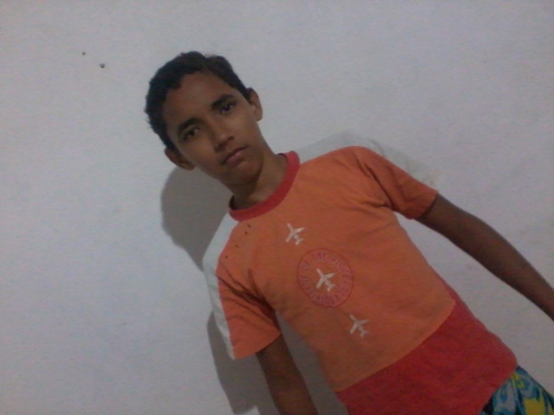 Aquariano,flamenguista,abcdista,engraçado,legal,14anos,serio quando precisa ser,solteiro em busca de um grande amor