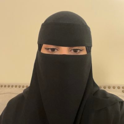 اخصائية اجتماعية | مستشارة أسرية | ماجستير توجية واصلاح اسري من @kauweb مصنفة من @SchsOrg | استقبل الاستشارات عبر @Labayhapp