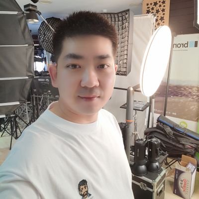 Rd2uIv82P5eASUv's profile picture. 宁波