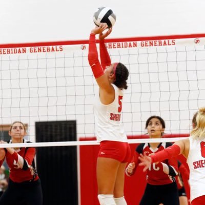 Sheridan HS 2025 / 5’9 / S- RH / HOVA 17A Red / Club and School #5 / Email: dillybean07@icloud.com