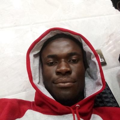 brahim340386487's profile picture. Tech tech tech👾