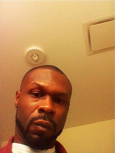 robgee1976's profile picture. 