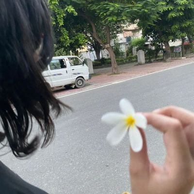 sadcatgirl_'s profile picture. 