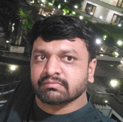 NavneetSavali12's profile picture. 