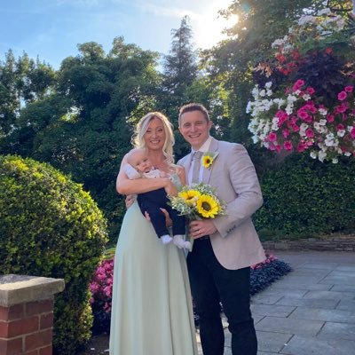 Ex GB Skeleton Athlete 🇬🇧 Husband to Jen 💁♀️ Father to Max & Ollie 👶 Fitness 🏋️ Travel 🌴 Music 🎵 Cooking 🧑🍳 Living life to the full 🥰