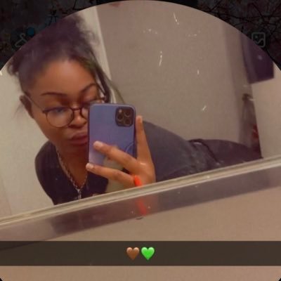 chrishawn__'s profile picture. Thinking...