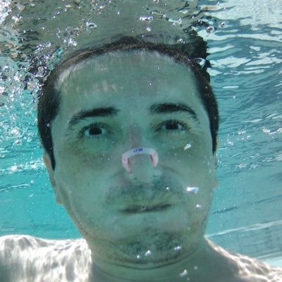 leonardoleiva's profile picture. 👩🏻‍❤️‍👨🏻 Marito 👨‍👩‍👦‍👦 Padre 👨🏻‍💻 Geek 🐾 Ombra Cintura nera di pazienza 🥋 In un altra vita sono stato poeta o ballerino di tip tap - 🇮🇹🇨🇱