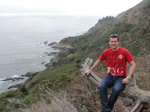 Husband, Father, Structural Engineer by day, hockey fan by night, running enthusiast by weekend.