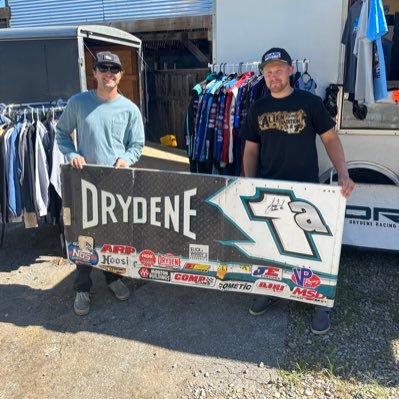 stainedkoozie's profile picture. 📍Posse ▪️Sprint cars