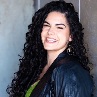 She/Her/Ella • Actress • Think Fran Fine and Monica Geller had a baby with Cuban spices tossed in💃🏻 ✨♏️♑️♌️✨