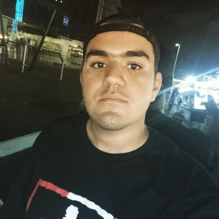 Roberto46757206's profile picture. 