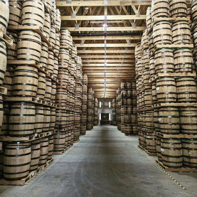 OFFERING THE WORLD 🌍 MOST  WHISKEY 🥃 AND BOURBON 🍻 FOR THE BEST PRICES📊