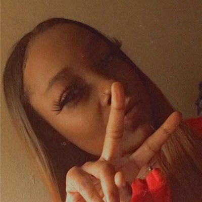 New page • ゚ Follow me back ゚ 🦋PrettyBlack ♡ SC:Shaeerobins2021 IG: _amazingshae