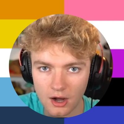 Facebook: Tamy smith
Snapchat: kod27dsmp (it old)
aroace
She/them
Fnaf
Tf2… keep it friendly(swearing is allowed
Dsmp
Qsmp
Welcome home
Murder drones
Eddsworld