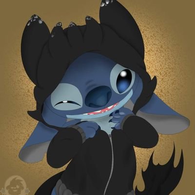 Cursedvine's profile picture. 
