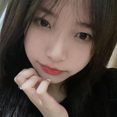 iyuniyu195858's profile picture. 孤独私はいつもおとなしくないが、あなたのためにベッドの上で人をあおむけにしているな夜はいつも寂しくていつもそばにいて、長い人生は3年がなくて、枯れた花のように潤す必要があります
