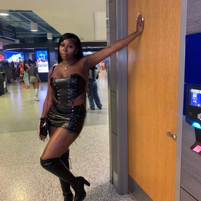 BranRaisin's profile picture. BCU Alumni✨ https://t.co/UTd3f40wGF