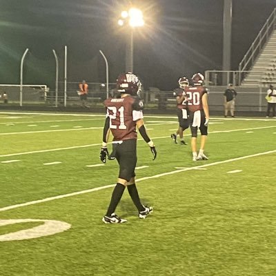 artempichic88@gmail.com // DB/RB //Champaign Central High School // 2026 //Height: 5,11// Weight:160// 40 yard dash- 4.6 //