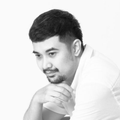 dravaniga's profile picture. Art Director