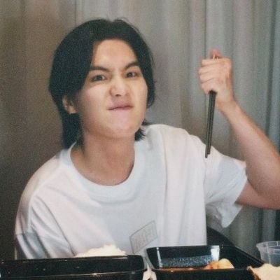 seokibloom's profile picture. ot7 🐳 army