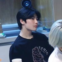 Nand ✩ (@lyfe_isshort) 's Twitter Profile Photo