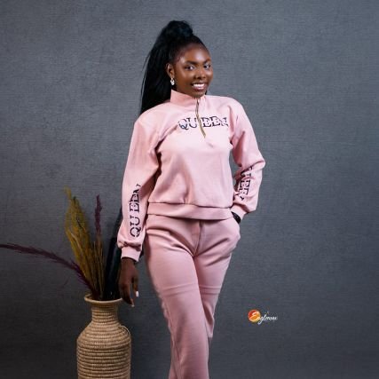 diwura_smile's profile picture. Life is Temporary 🥰