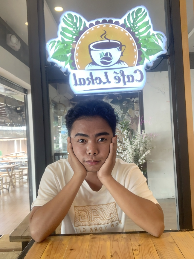 reyjsrz's profile picture. ♥️