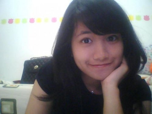 ClarissaClaraZ's profile picture. Loving,Helping,Asking,Study-ing,Reading !