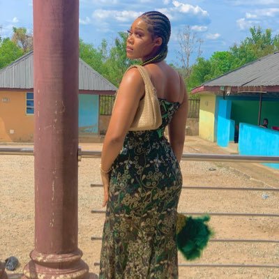 former account suspended please follow me I follow back 💖 MAN U❣️Edo, yoruba girl 💐