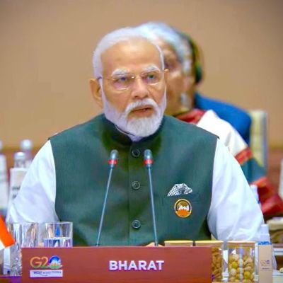 SKidadur's profile picture. ಬದುಕು ಬಂದಂತೆ ಸ್ವೀಕರಿಸಿ

ಧರ್ಮೋ ರಕ್ಷತಿ ರಕ್ಷಿತಃ..🚩🚩🚩

Nothing Is Permanent..🤔

Education is the most powerful weapon which you can use to change the world.