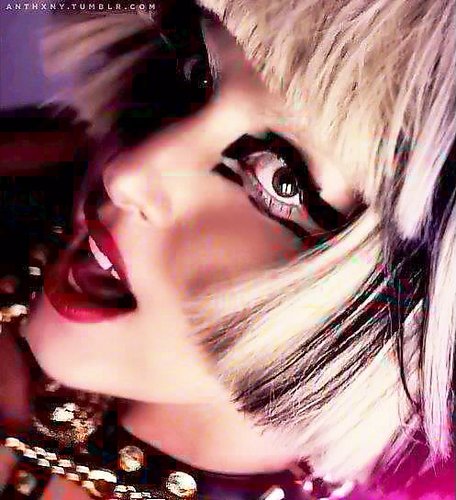 Little monster 4ever! WAITING GAGA TO FOLLOW ME :'D