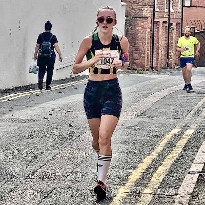 Feminist🌈Runner🏃‍♀️Musician 🎸Science PR’er 🛰🎥 📰ESFP🤪Bristol grad🧬Opinions my own🧠 happiest w/a dog

5K 23:54, 10K 51:19; HM 1hr 56m