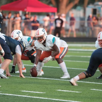 6’1 265|| OL||class of 25|| plant city high 🟠|| GPA:3.2 || ncaa ID: 2212743053