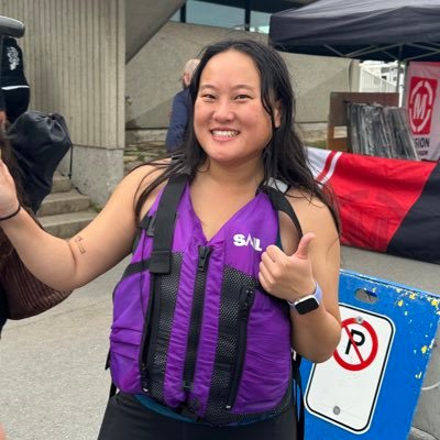 justinesoucy's profile picture. Main account