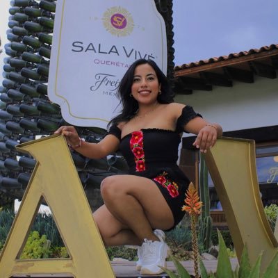 Daniela_DTorres's profile picture. Mi mejor vicio...la música de mariachi 🎶🎤🎺🎻