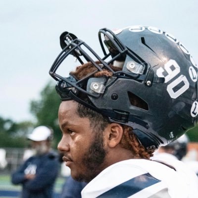 Lorain High School, 6’1 245lbs DT/DE/RG.Squat 560 Bench 225 . C/O 2024 Phone 440-752-6049 #90   honorable mention all district , 2nd team all conference.
