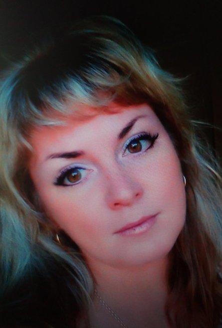 JenniferEs50829's profile picture. 社畜美容師→投資で月100万達成/28歳/紹介制FXコミュニティ運営☘️現役プロトレーダーの配信をマネるだけで日給3万円超えが初心者の方でも簡単に目指せます👌無料モニター募集中です！フォローしてくれた方にはDMにて招待します📩