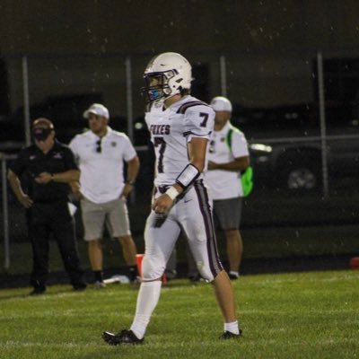 Fox Valley Lutheran High School 2025/ 4.0 GPA/ 5'11 180lbs/ Track + Football-DB & WR/100m-11.1/200m-22.4/Phone: 920-422-4706 Unanimous 1st Team AC WR